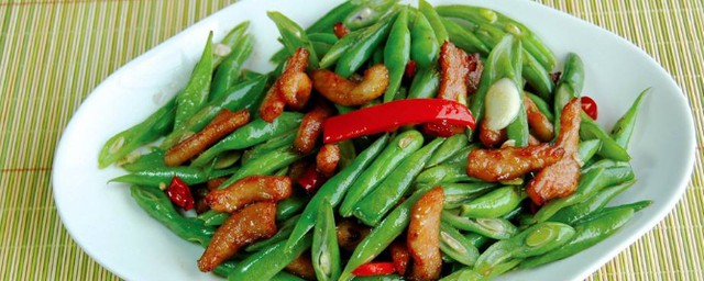 四季豆仔鸡煲如何做 四季豆仔鸡煲的做法