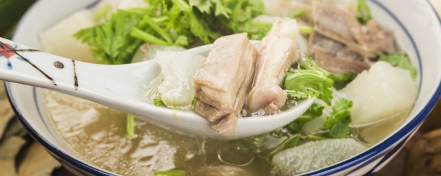 羊肉片青萝卜汤的做法窍门 家常制作羊肉萝卜汤的要领分享