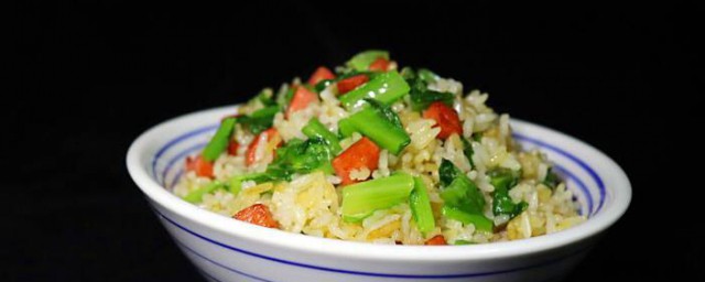 油麦菜香干炒饭 油麦菜香干炒饭的做法