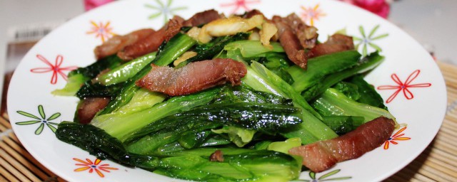 熏肉油麦菜教程 熏肉油麦菜怎样做