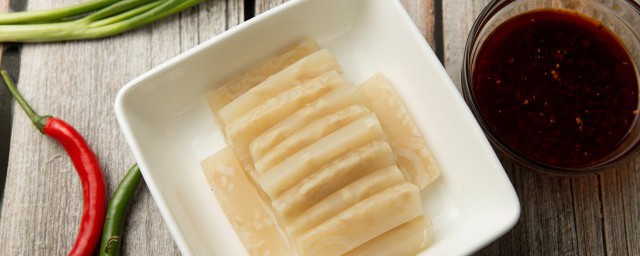 酱油皮冻的熬制要领 制作酱油皮冻的方式