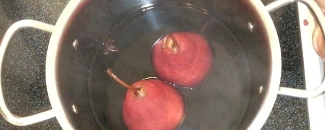 红酒煮梨的功效与禁忌 红酒煮梨有什么作用