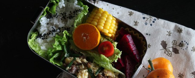 宝宝辅食牛肉茄子饭怎样做 宝宝版牛肉茄子饭
