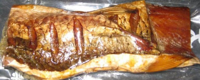 小腊鱼的制作技巧 小腊鱼的制作次序
