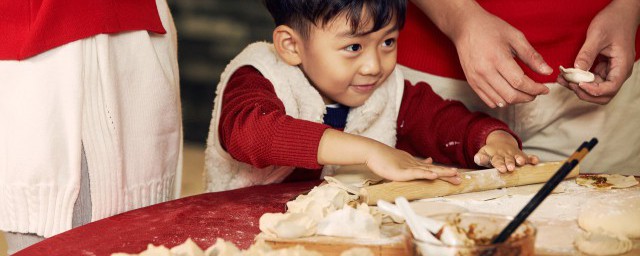 包饺子步骤简单方法 包饺子步骤要领