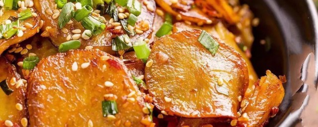 浇汁土豆片怎样做 做浇汁土豆片的教程