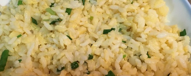 肉松杂菜饭如何做 肉松杂菜饭做法介绍