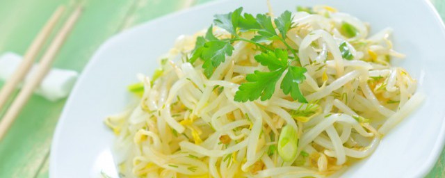 黄豆芽炒肉片怎样做 黄豆芽炒肉片的做法