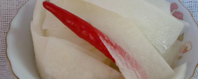 市场买的酸萝卜怎样做的 酸萝卜的做法次序