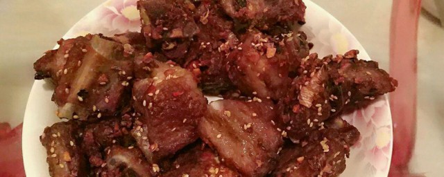 四川的芝麻排骨怎样做 怎样做四川的芝麻排骨