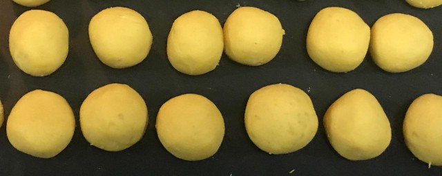 奶丸子制作技巧 奶丸子做法次序