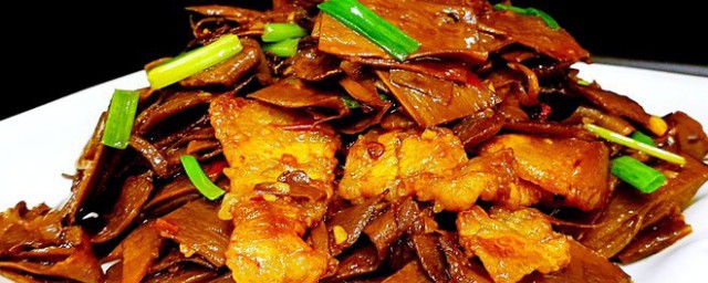 笋干炒五花肉怎么做最好吃 做笋干炒五花肉的流程