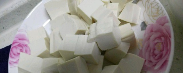 豆腐切块技巧 豆腐切块技巧是什么