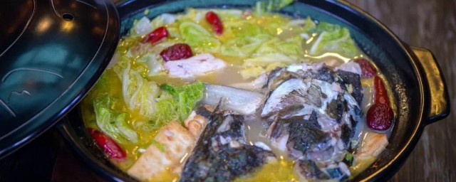 白菜鱼头煲如何做 制作白菜鱼头煲的方式