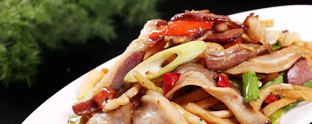 腊肉炒棒菇的做法 腊肉炒棒菇的做法与步骤