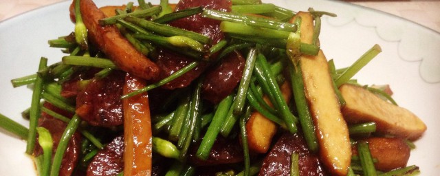 腊肉怎样炒韭菜 腊肉怎样炒韭菜