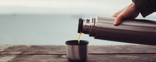 保温杯外壁发热正常吗 保温杯外壁为什么发热