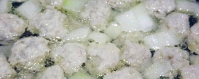 多宝鱼丸子怎样做 多宝鱼丸子的做法