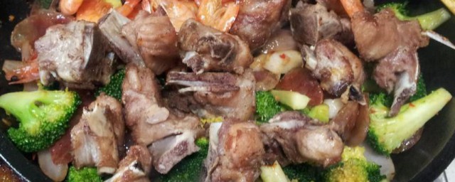 香辣排骨煲的做法 香辣排骨煲的做法简介
