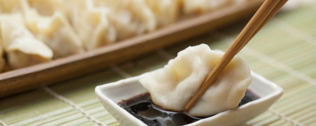 正宗胡萝卜羊肉馅饺子 如何做胡萝卜羊肉馅饺子