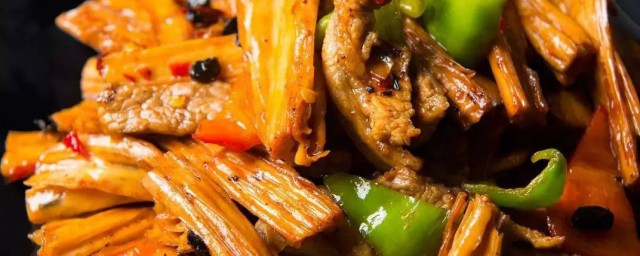 腐竹炒鸡做法诀窍 制作腐竹炒鸡的技巧