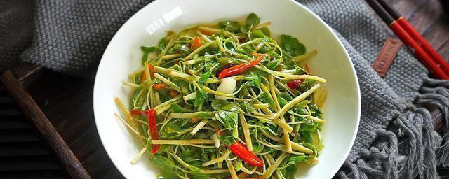 豆苗炒馓子如何做 做豆苗炒馓子的教程