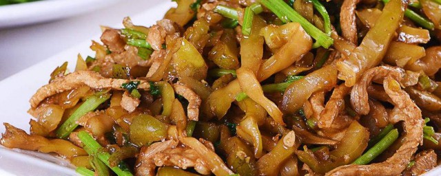 榨菜菇粒鲜竹结如何做 制作榨菜菇粒鲜竹结的方式