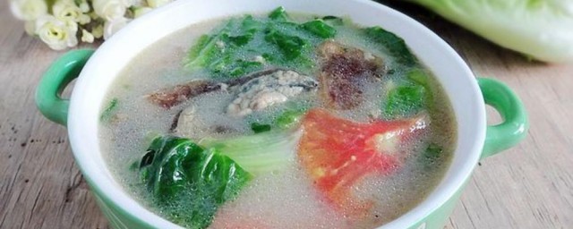 番茄蕹菜皮蛋汤如何做 番茄蕹菜皮蛋汤做法