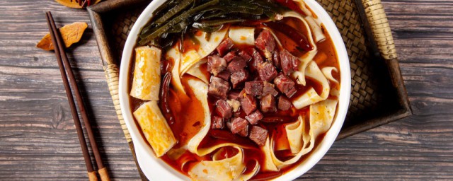 牛肉板面怎样做 制作牛肉板面有什么技巧