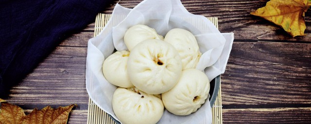 鲜虾碧玉白菜包怎样做 鲜虾碧玉白菜包做法