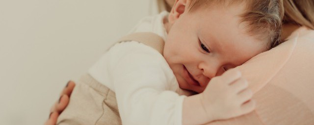孩子黏人怎样办 孩子粘人解决技巧