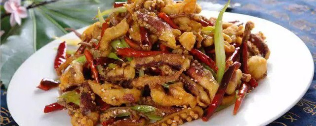 干煸鱿鱼丝的做法 制作干煸鱿鱼丝的办法