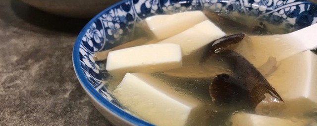 鸡枞菌豆腐汤的做法 鸡枞菌豆腐汤的烹饪方法