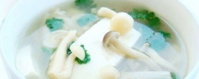 白玉菇汤如何做 白玉菇汤的烹饪方式