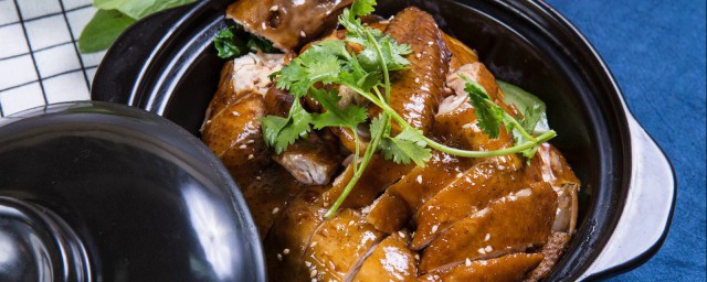 农家瓦缸豉油鸡怎样做 制作农家瓦缸豉油鸡的技巧