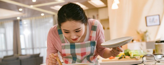 壮骨羊排杞子汤如何做 制作壮骨羊排杞子汤的要领