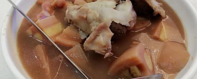 猴头鸡骨莲藕煲如何做 猴头鸡骨莲藕煲的做法介绍