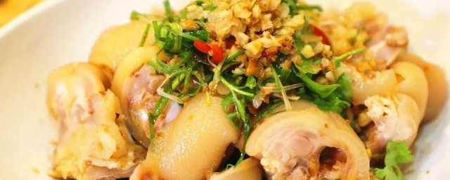 酸菜黄豆煨猪手如何做 制作酸菜黄豆煨猪手的办法