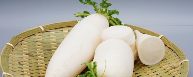 黄花菜白萝卜汤如何做 黄花菜白萝卜汤的烹饪办法