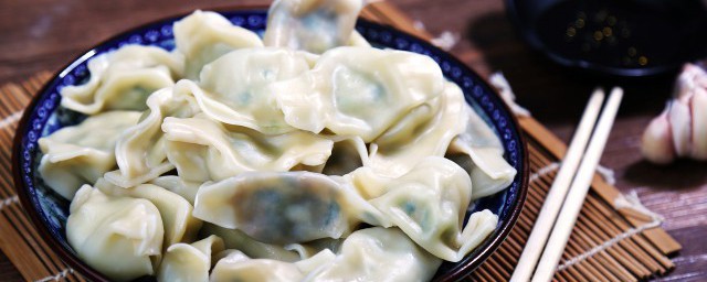 菌菇汤元宝水饺怎样做 怎样做菌菇汤元宝水饺