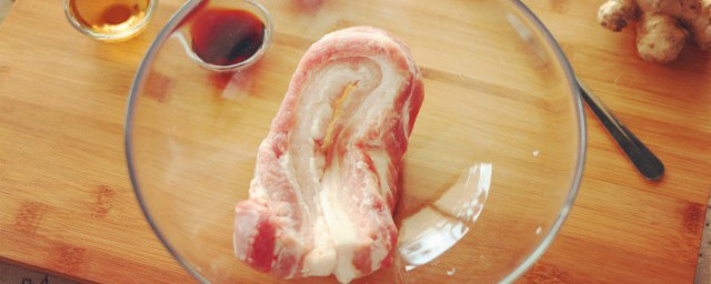干豆角炖五花肉如何做好吃 干豆角炖五花肉怎么做好吃