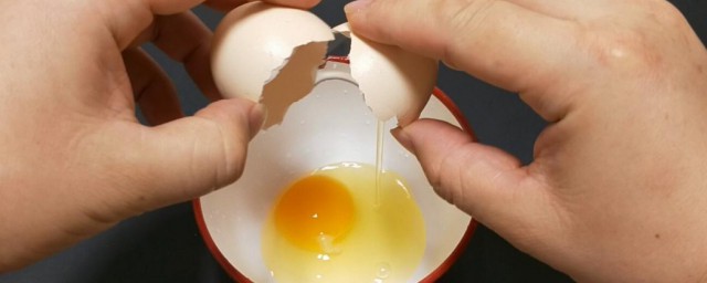 生鸡蛋加啤酒的功效与作用 生鸡蛋加啤酒的功效与作用简介