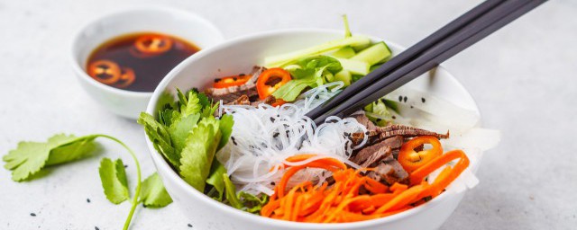 米线汤料怎么熬制 米线汤料如何熬制