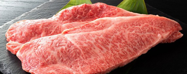 煎豆腐烧牛肉如何做 煎豆腐烧牛肉的烹饪要领