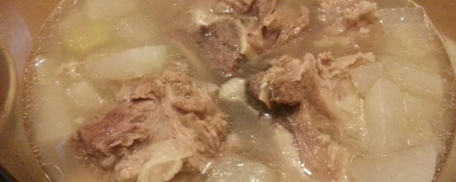 大棒骨熬白菜萝卜怎样做 做大棒骨熬白菜萝卜的教程