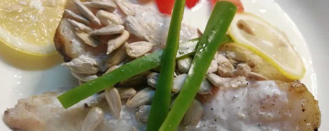 煎鮟鱇鱼奶油薰衣草汁如何做 怎么做煎鮟鱇鱼奶油薰衣草汁