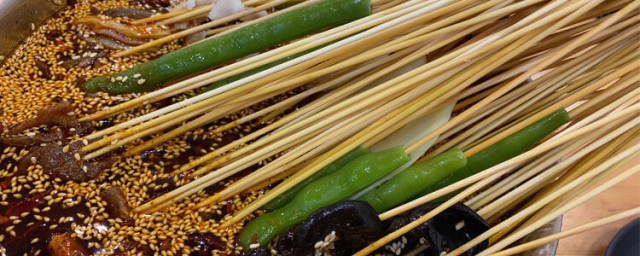 钵钵鸡食材有哪些 钵钵鸡可以放哪些食材