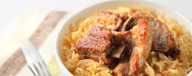 电饭煲做排骨饭的做法 家庭版电饭煲做排骨饭的做法