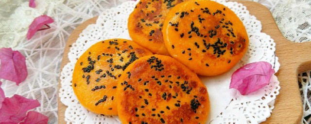 香煎芝麻红薯饼怎样做 香煎芝麻红薯饼的做法