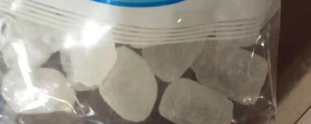 冰糖和黄冰糖的区别 冰糖和黄冰糖的区别有什么